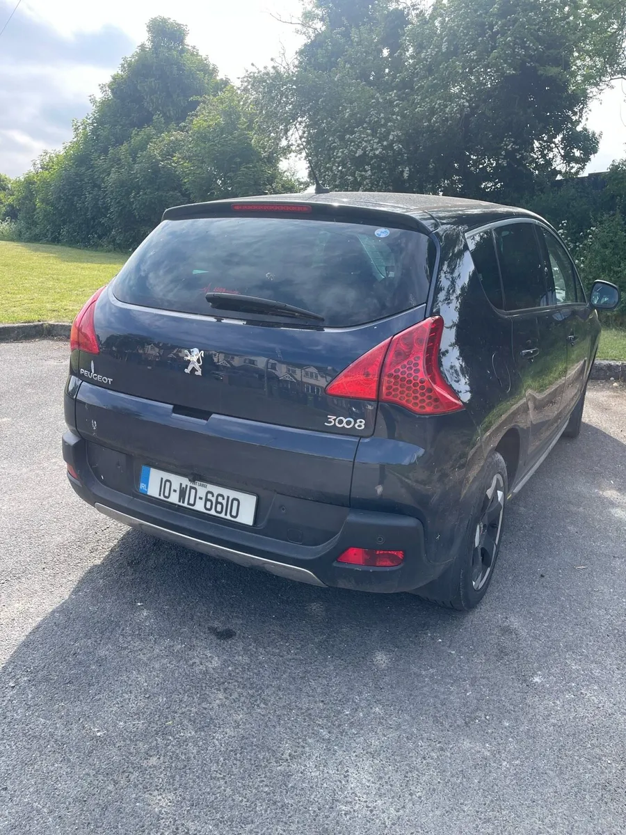 Car - Image 4