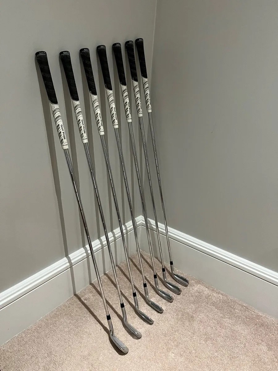 Titleist T 100 irons - Image 2