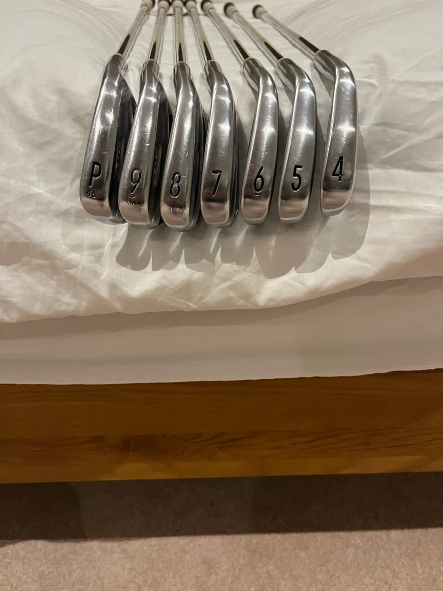 Titleist T 100 irons - Image 3