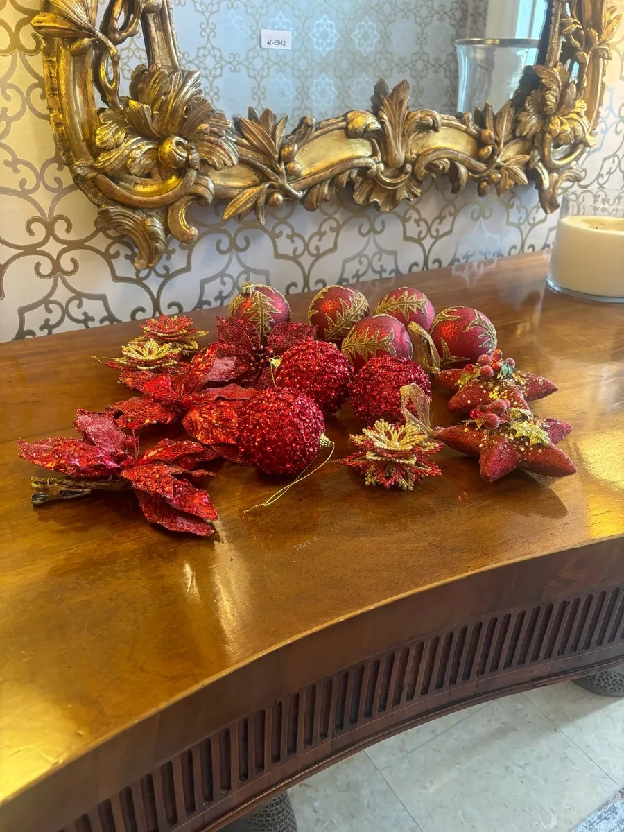 Christmas Decorations - Image 1