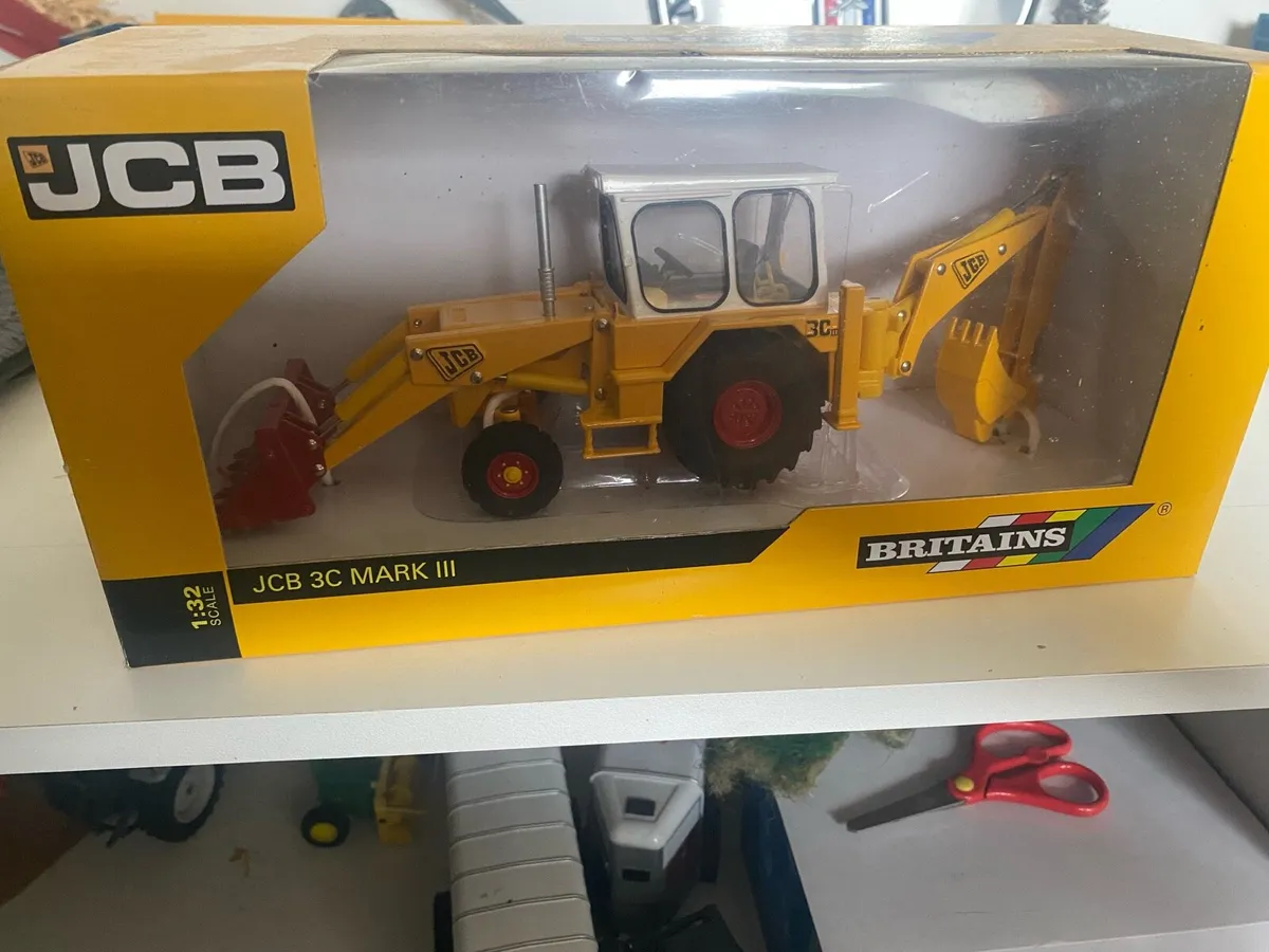 JCB 1:32
