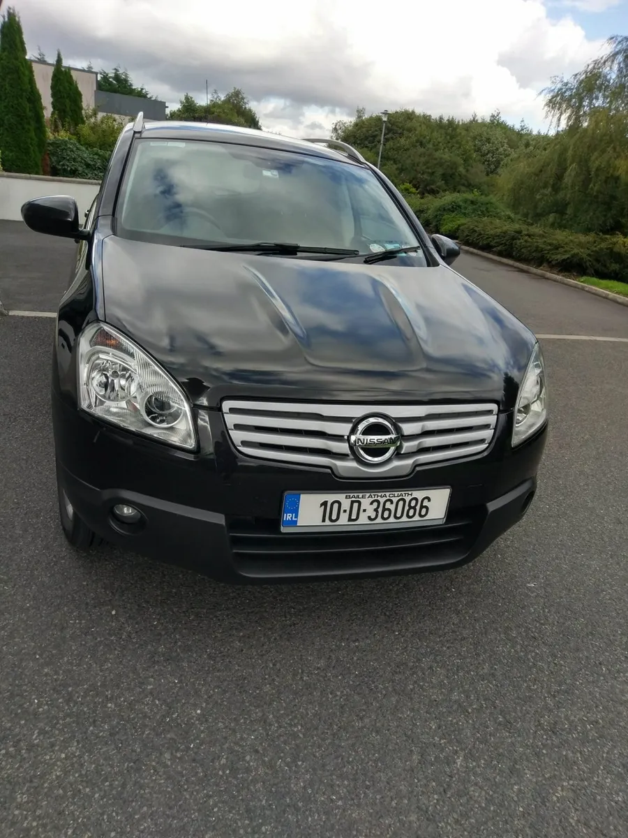 Nissan Qashqai+2 2010 - Image 1