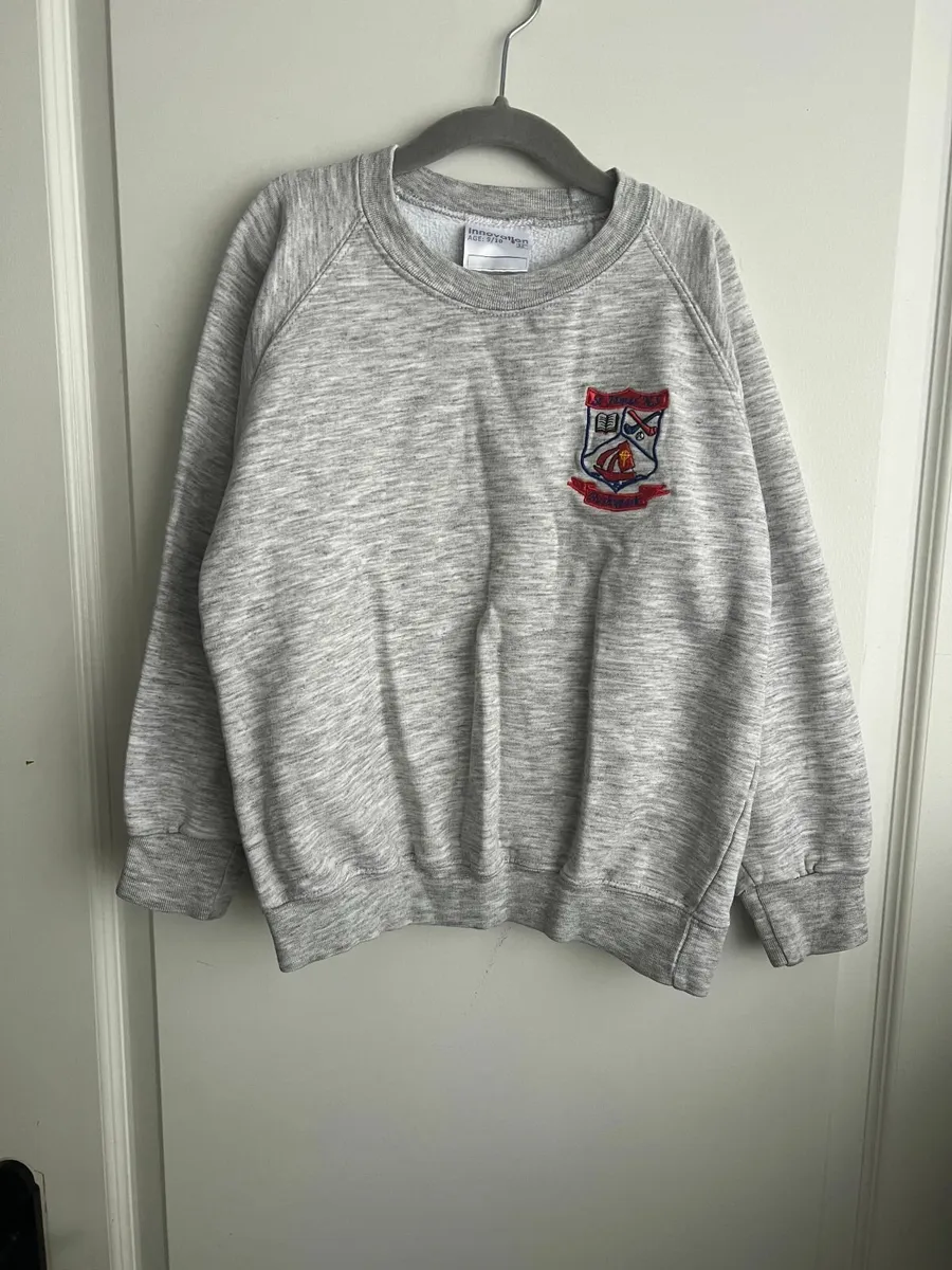 Bushypark school uniform - Image 3