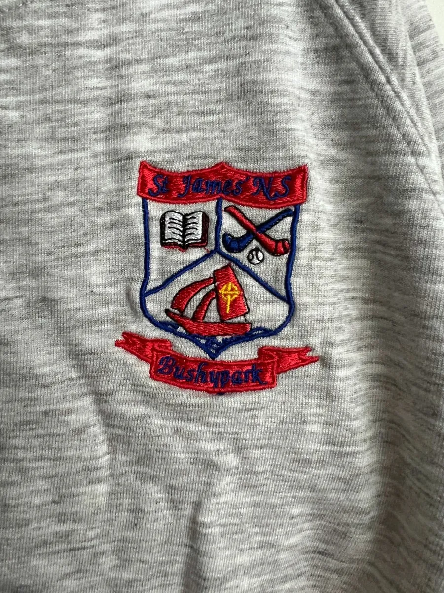 Bushypark school uniform - Image 2