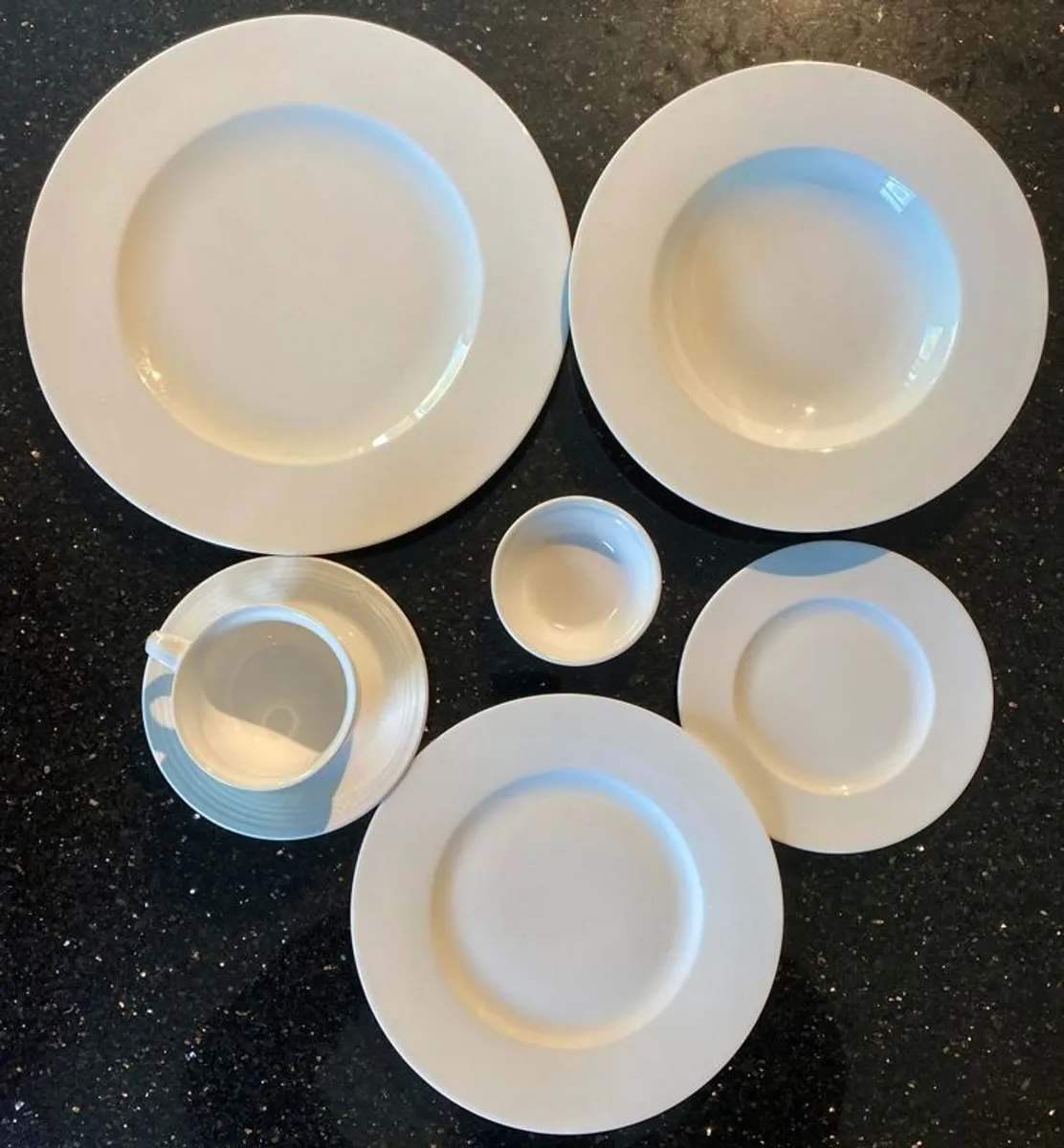 Villeroy and Boch Stella Hotel Germany  Porcelain dinner set - Image 1