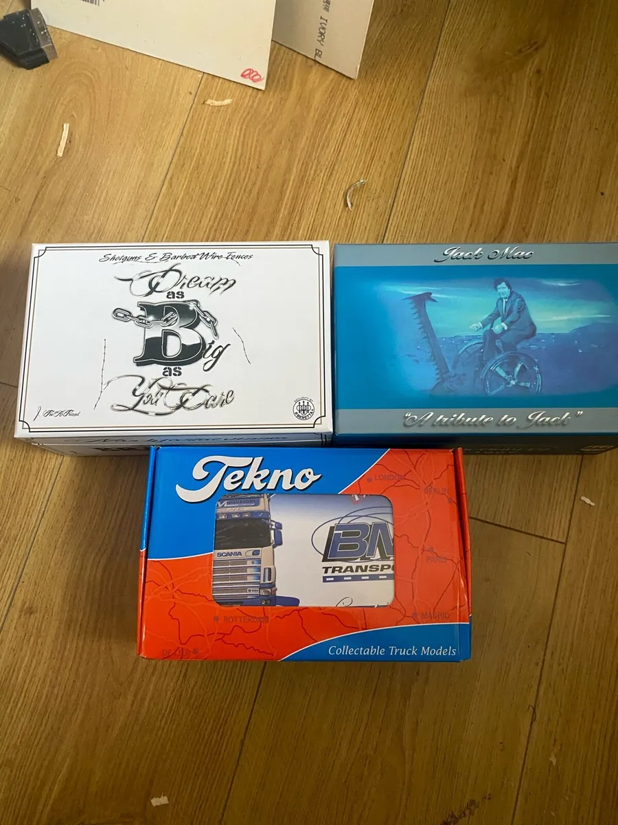 Tekno model trucks - Image 1