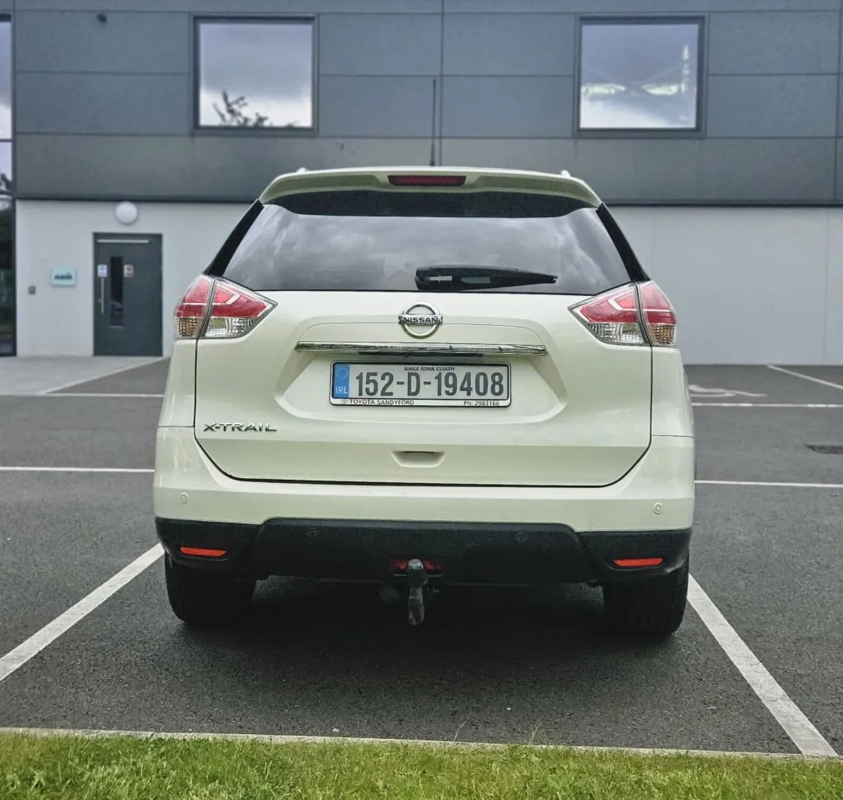 XTRAIL Automatic 7 seater - Image 2