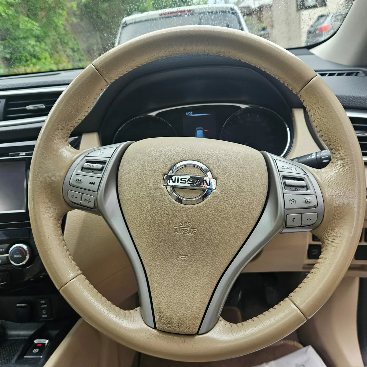XTRAIL Automatic 7 seater - Image 4