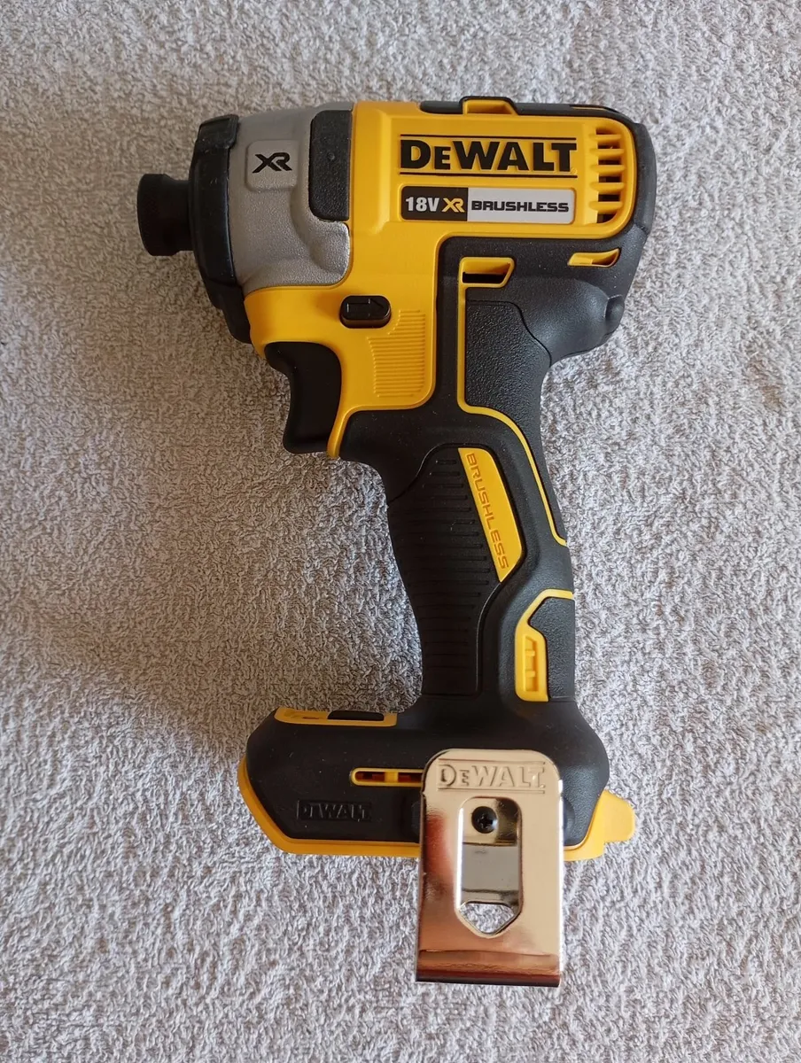 DeWalt DCF887(New) - Image 1