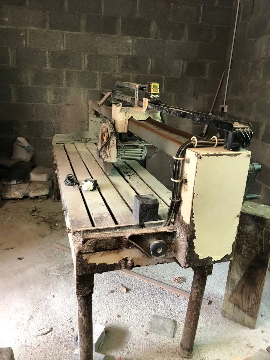 Stone cutting saw - Image 2