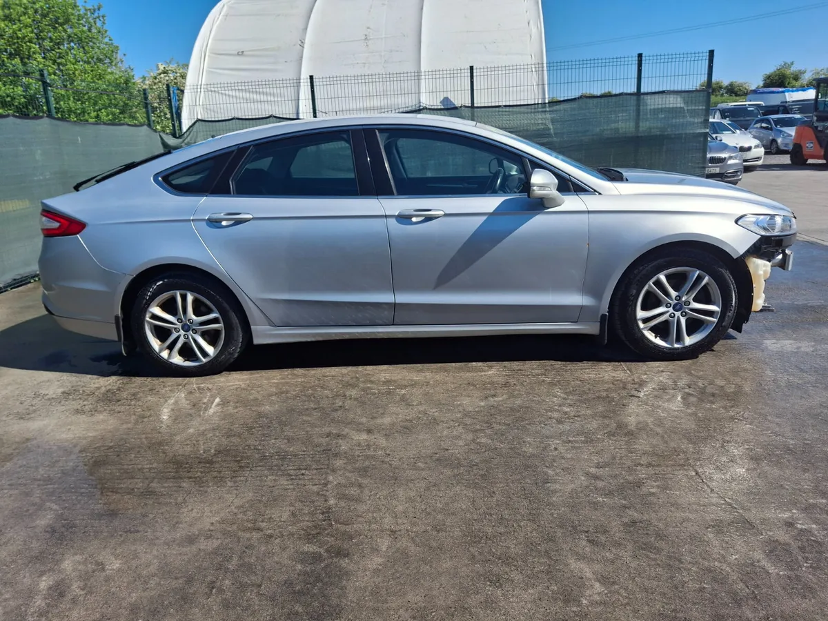2015 Ford Mondeo Zetec 2.0 Diesel - Image 4