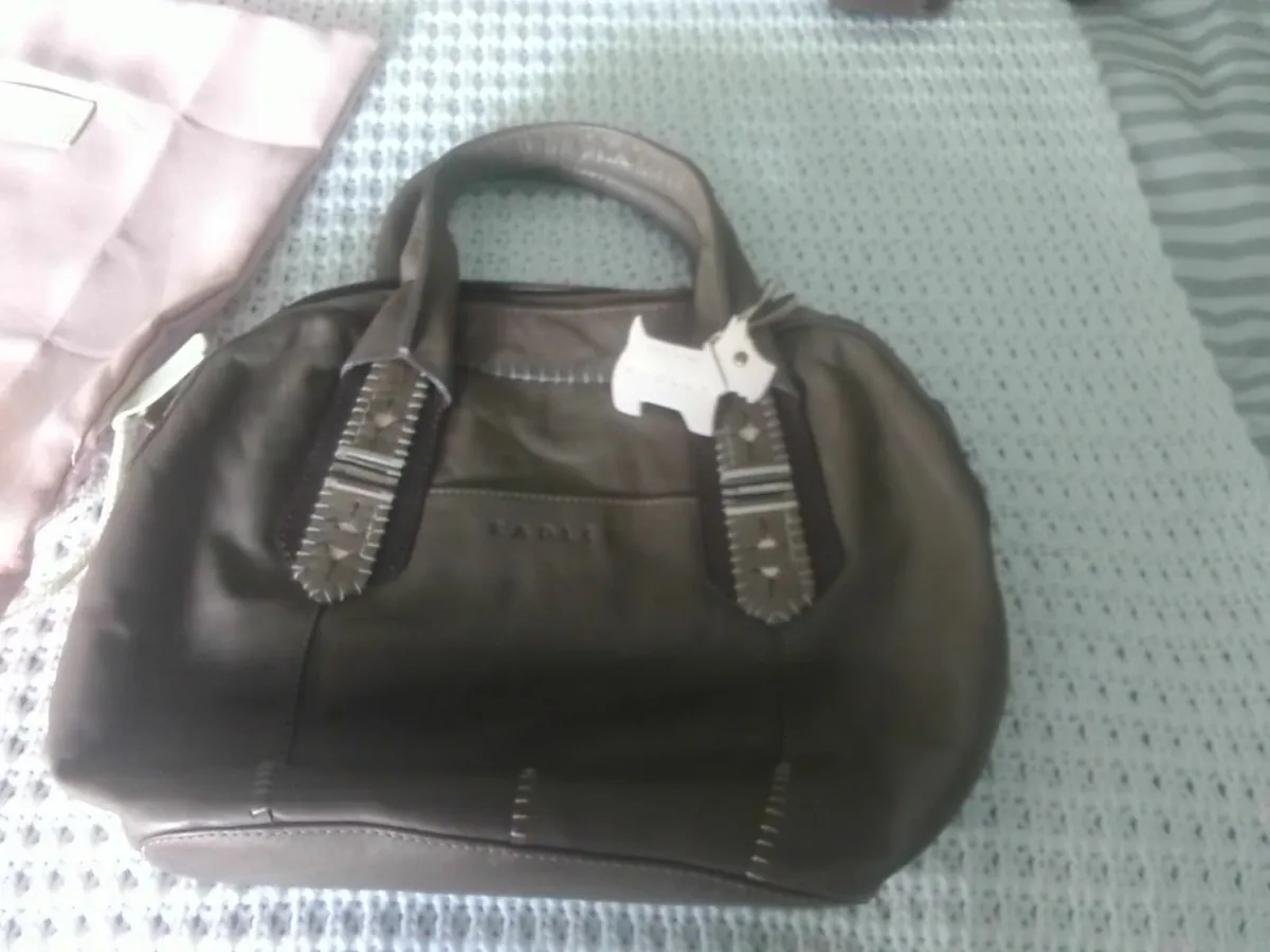 RADLEY BROWN LEATHER HANDBAG AS NEW - Image 1