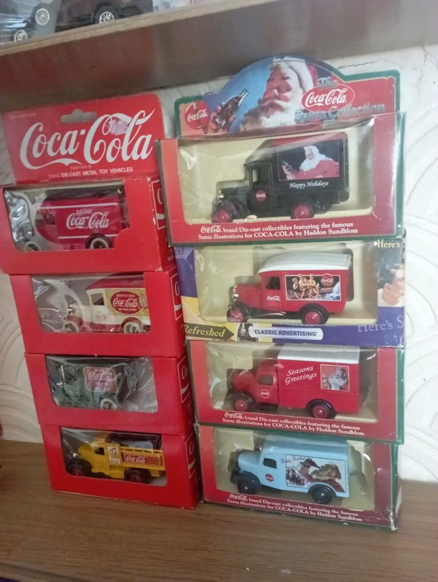 COCA COLA DIECAST MODLES TRUCKS - Image 1
