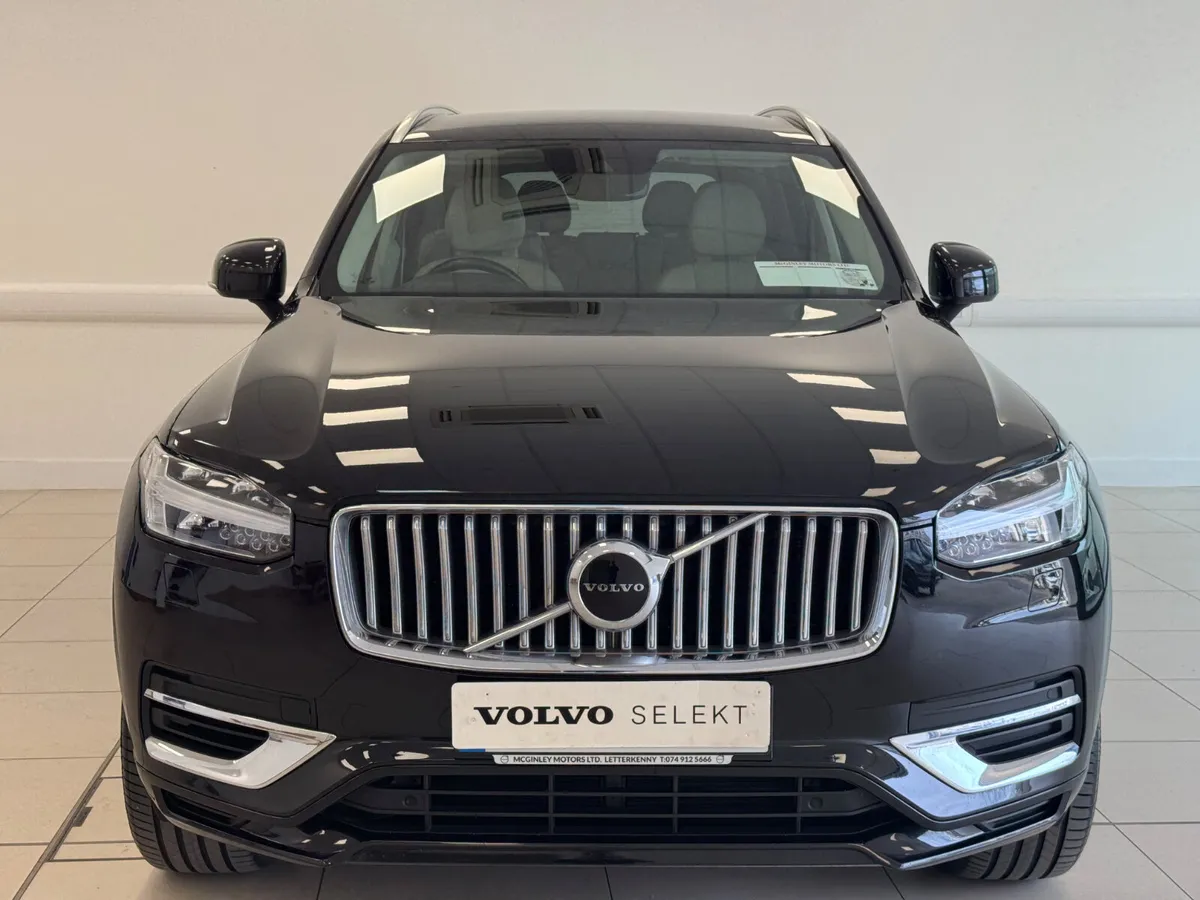 Volvo XC90 2021 - Image 2