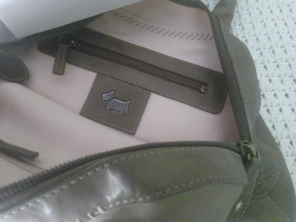 RADLEY BROWN LEATHER HANDBAG AS NEW - Image 2