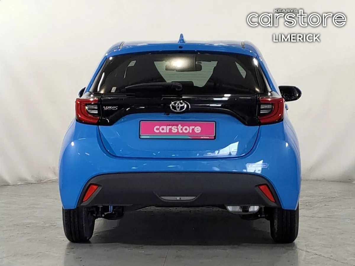 Toyota Yaris 1.0 PET Auto 5DR - Image 4