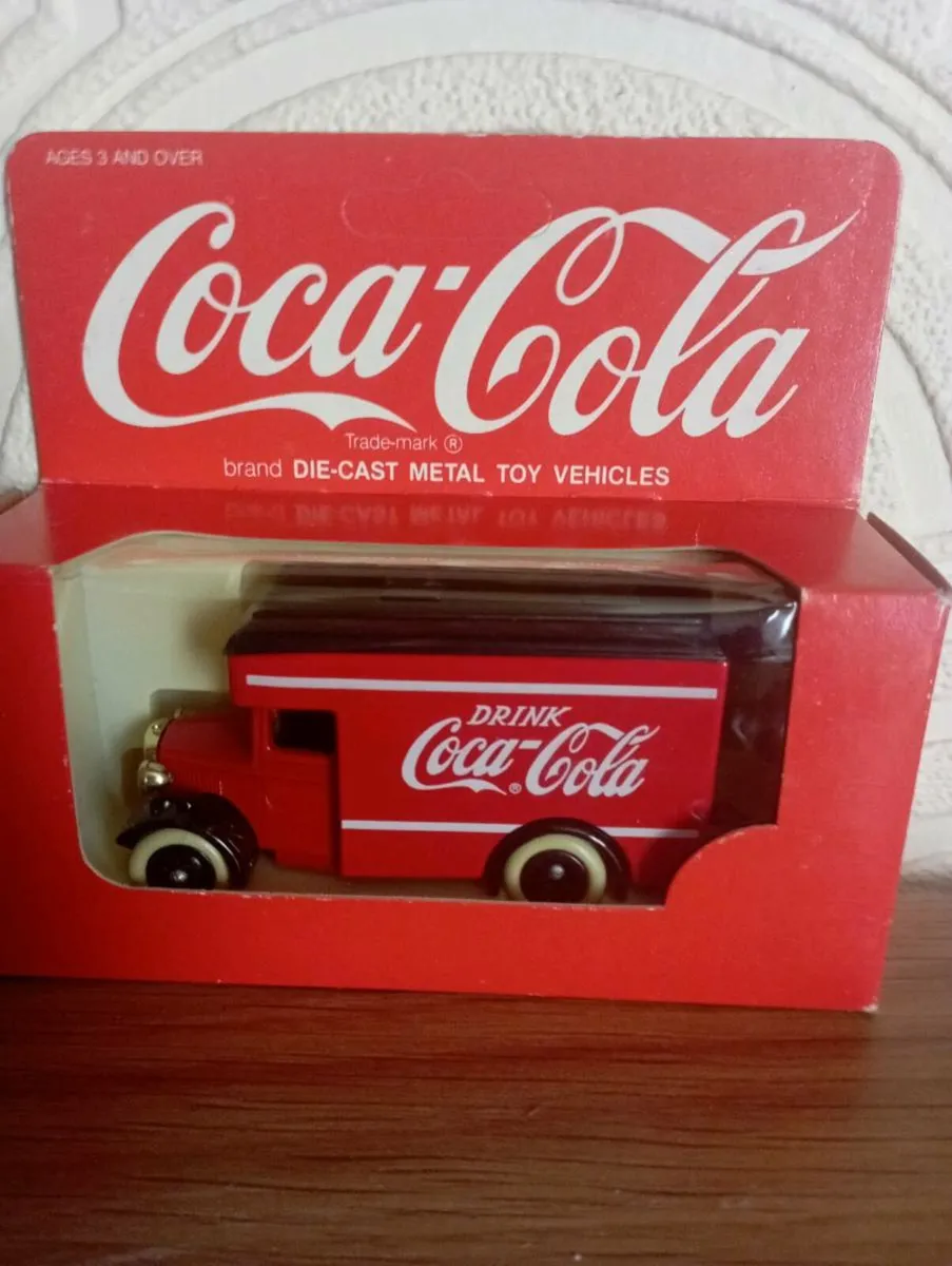 COCA COLA DIECAST MODLES TRUCKS - Image 2