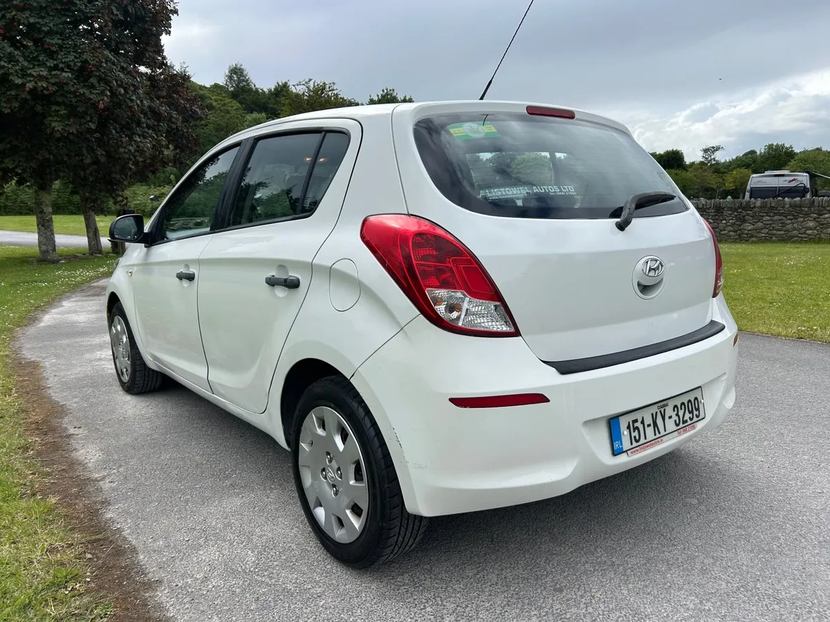 2015 Hyundai i20.. Low Miles, NCT & Serviced - Image 3