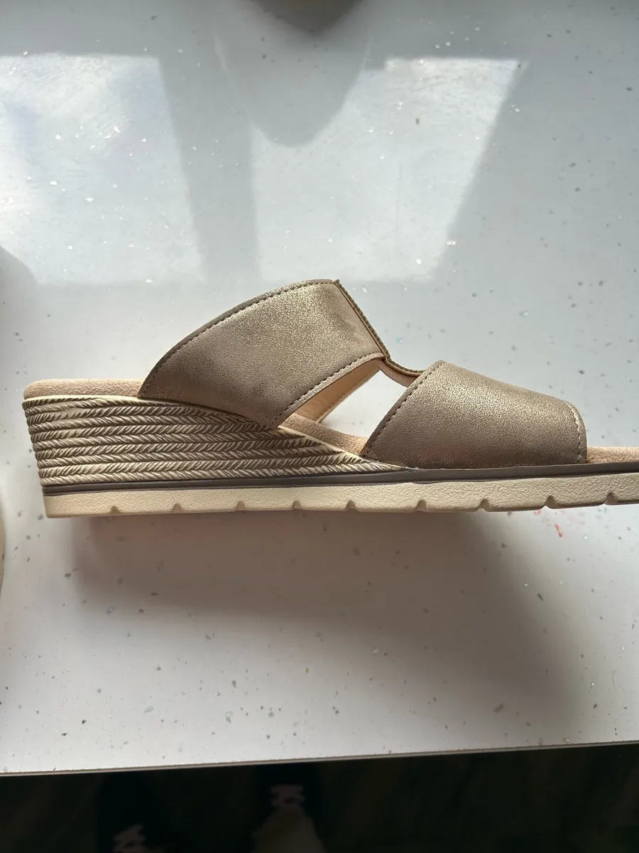 Ladies Sandals - Image 2