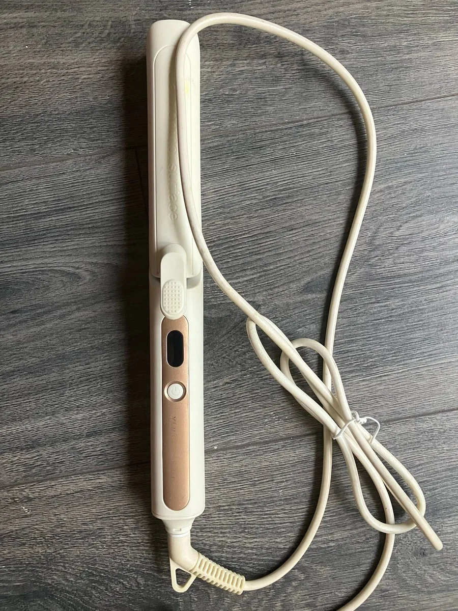 Hair Straightener - Image 2