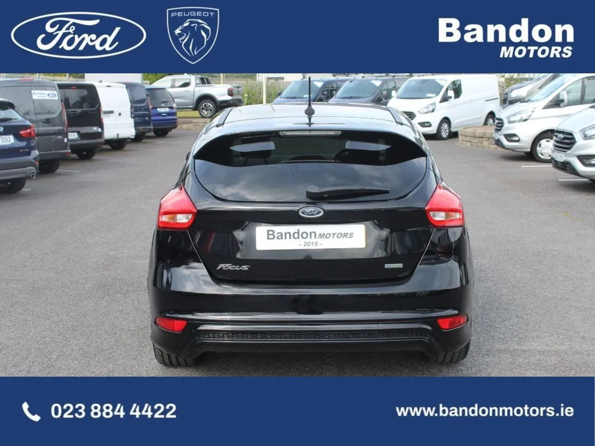 Ford Focus Focus St-line St-line Navigation T Eco - Image 3
