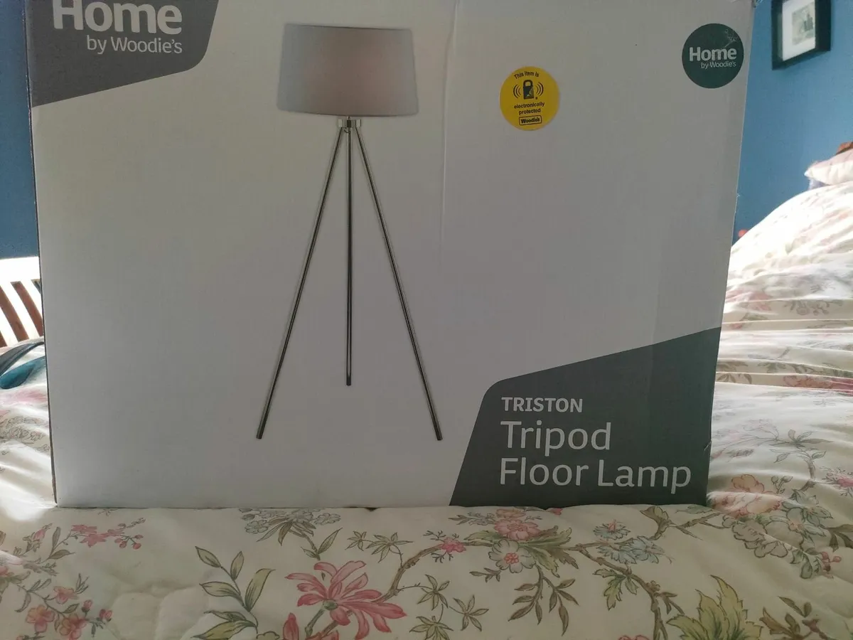 Tripod Floor Lamp - Image 1