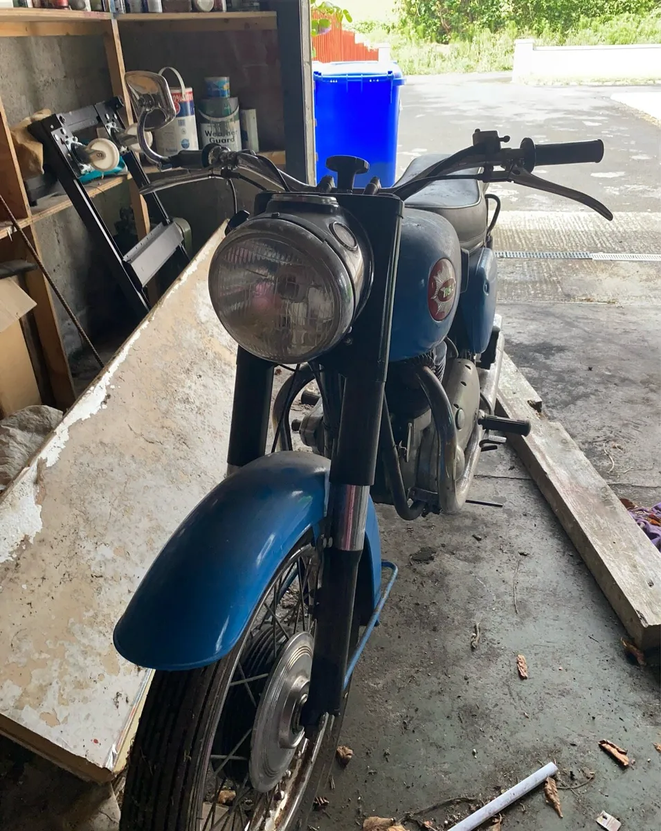 Antique BSA Motorbike - Image 3