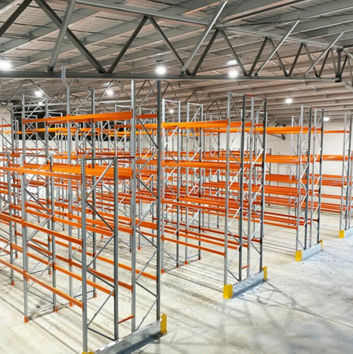 Large variety of pallet racking - Image 1