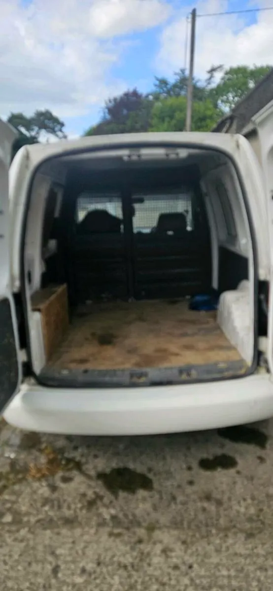 Caddy Van - Image 3