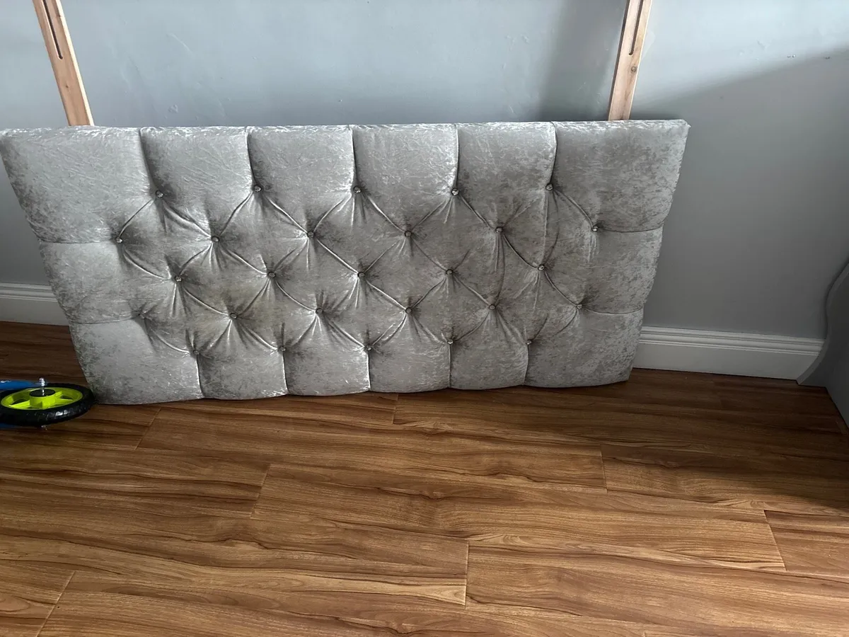 A sliver crushed velvet with demons headboard - Image 1