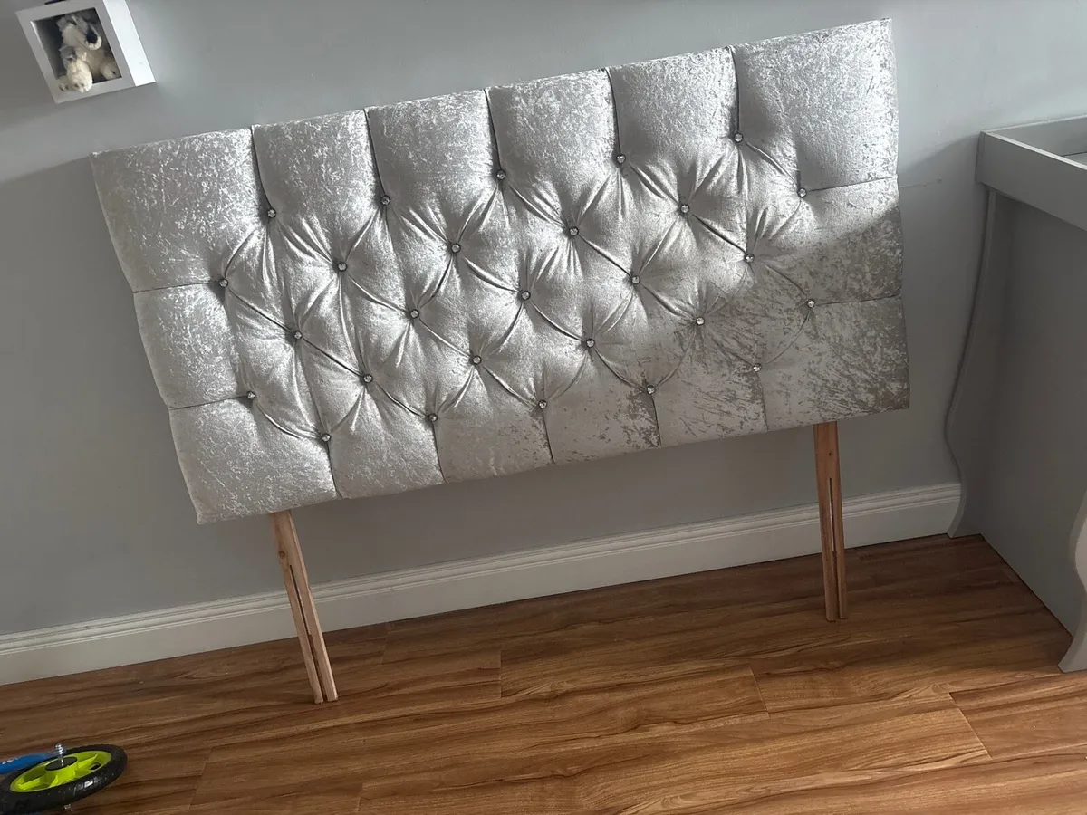 A sliver crushed velvet with demons headboard - Image 2