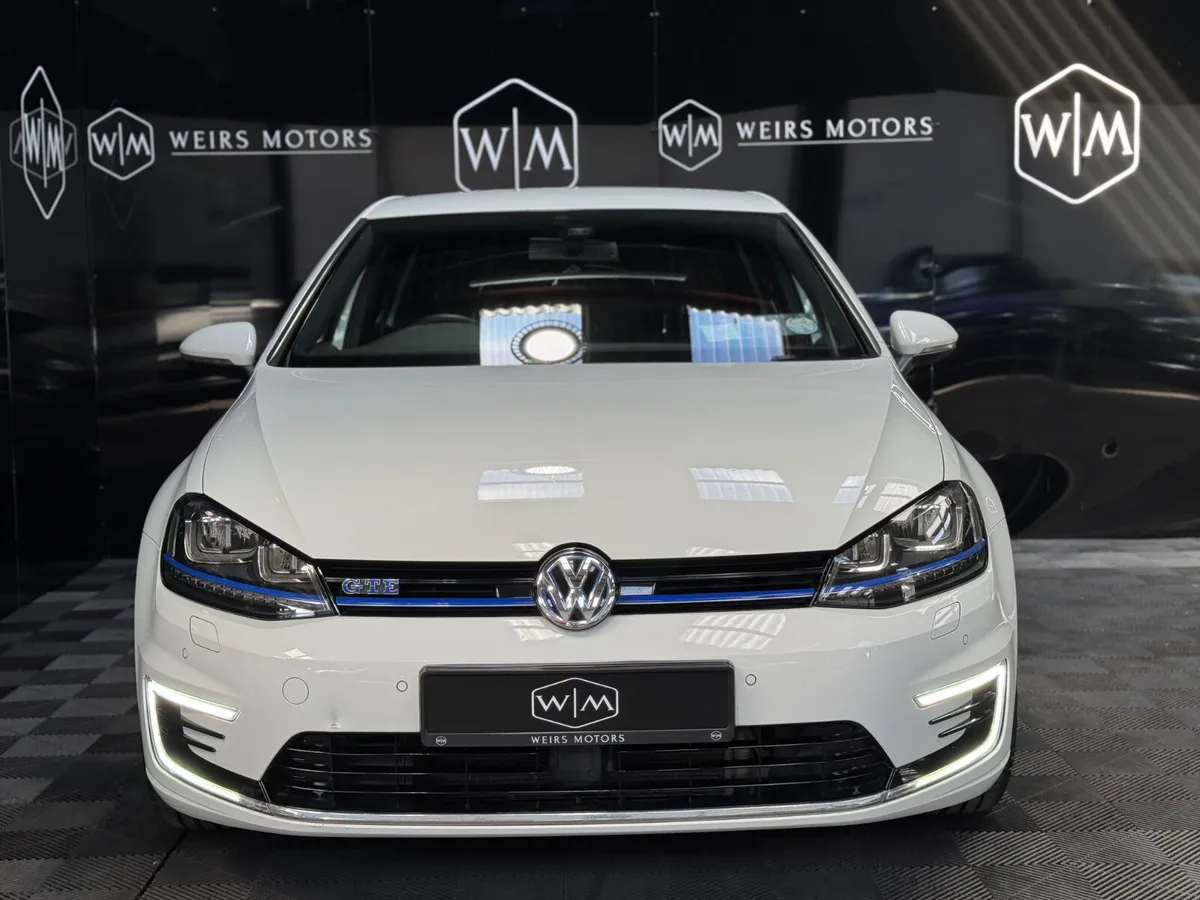Volkswagen Golf GTE/LOW MILLAGE 98,052km - Image 4