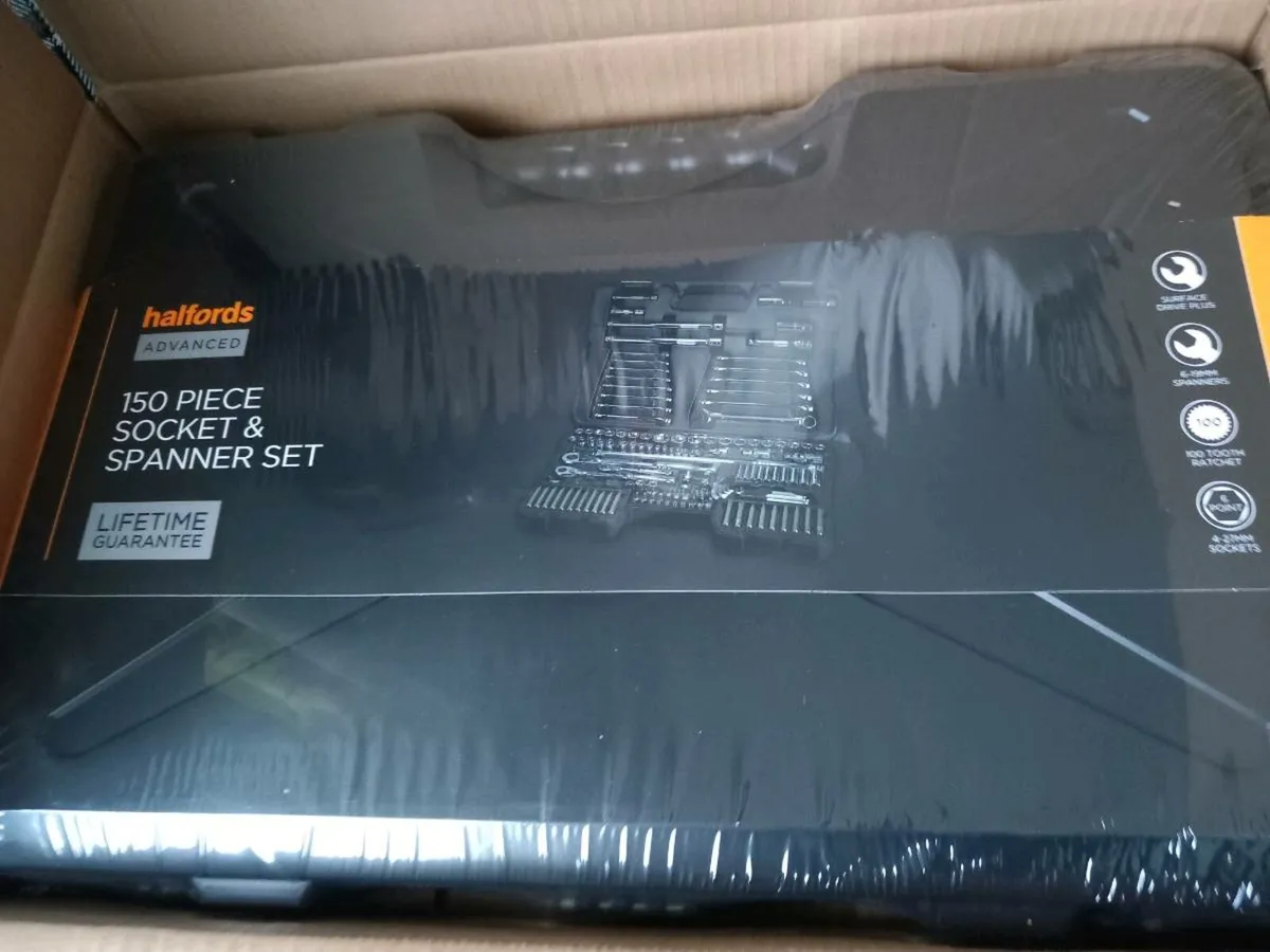 Spanner & socket set 150pce halfords new in box - Image 2