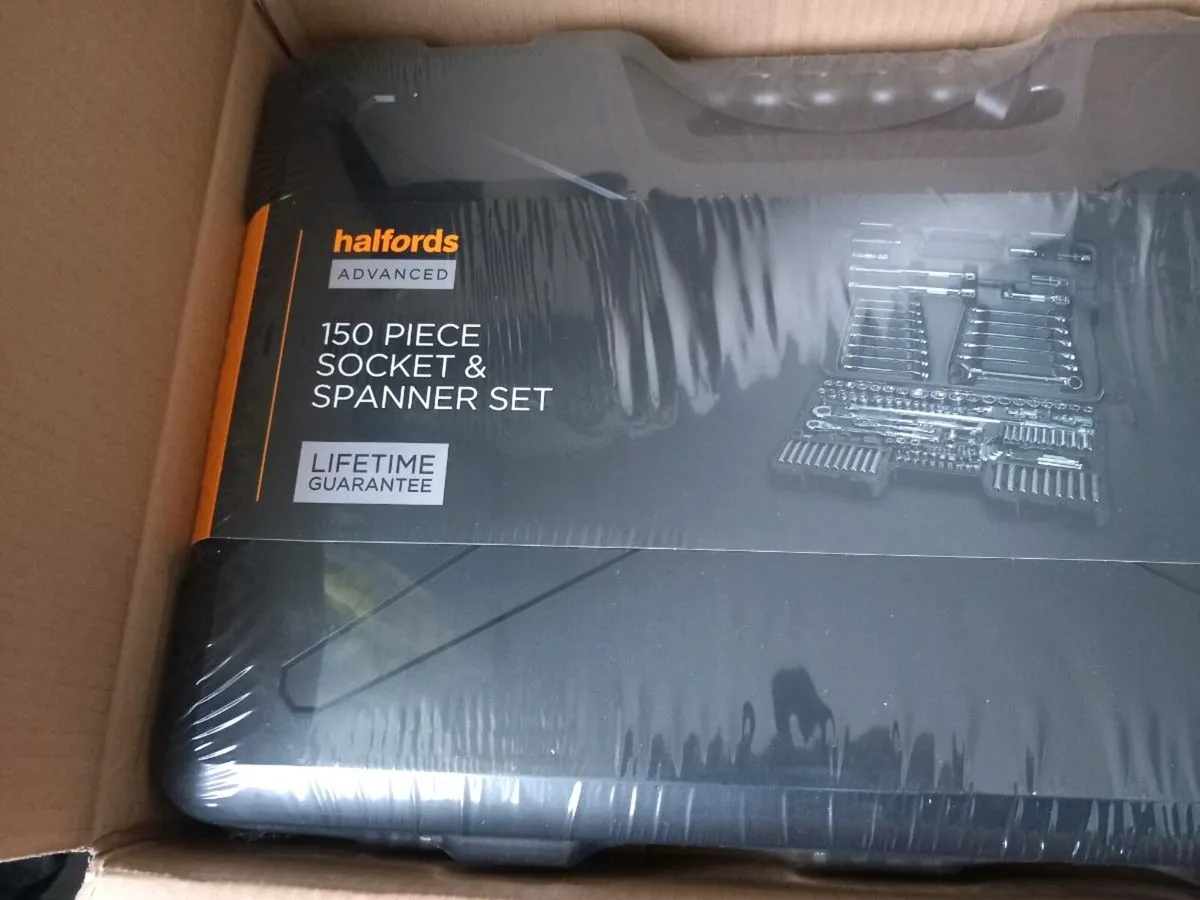 Spanner & socket set 150pce halfords new in box - Image 3