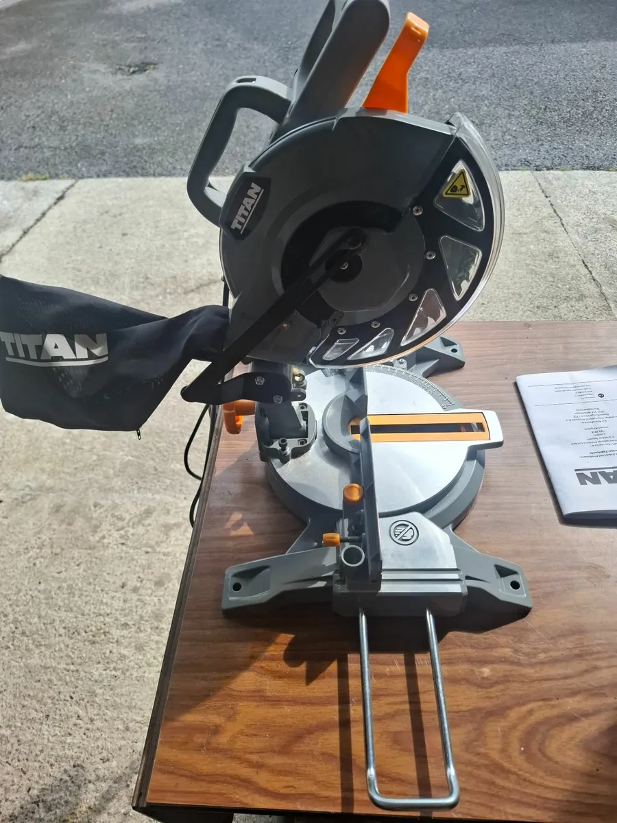 Mitre Saw - Image 4