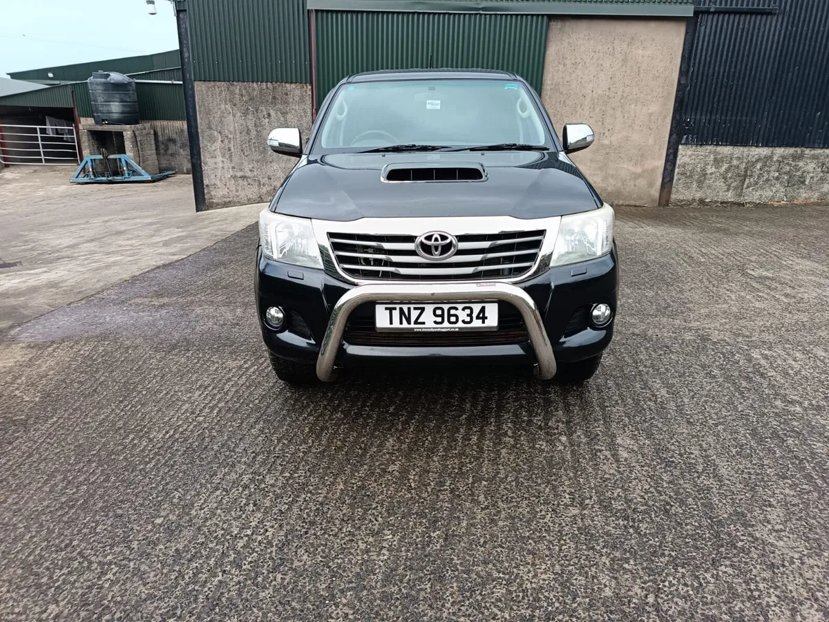 Toyota Hilux 2014 - Image 1