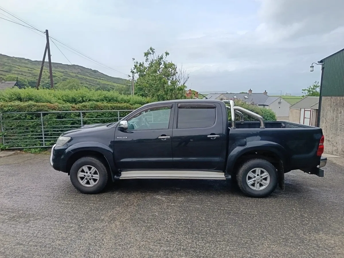 Toyota Hilux 2014 - Image 3