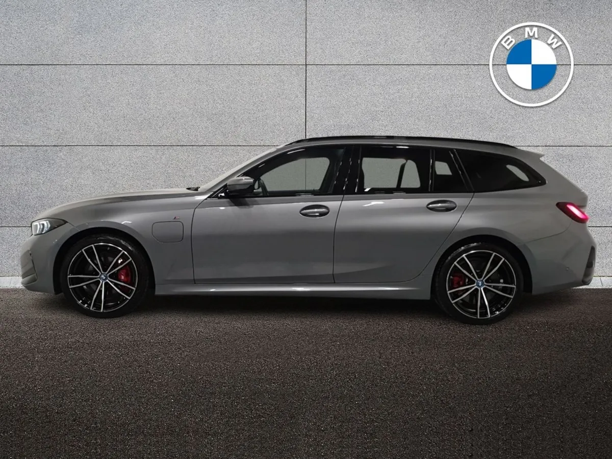 BMW 3 Series 330e M Sport Touring - Image 4