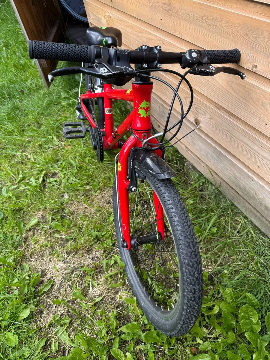 Frog 52 Hybrid Bike - Image 3