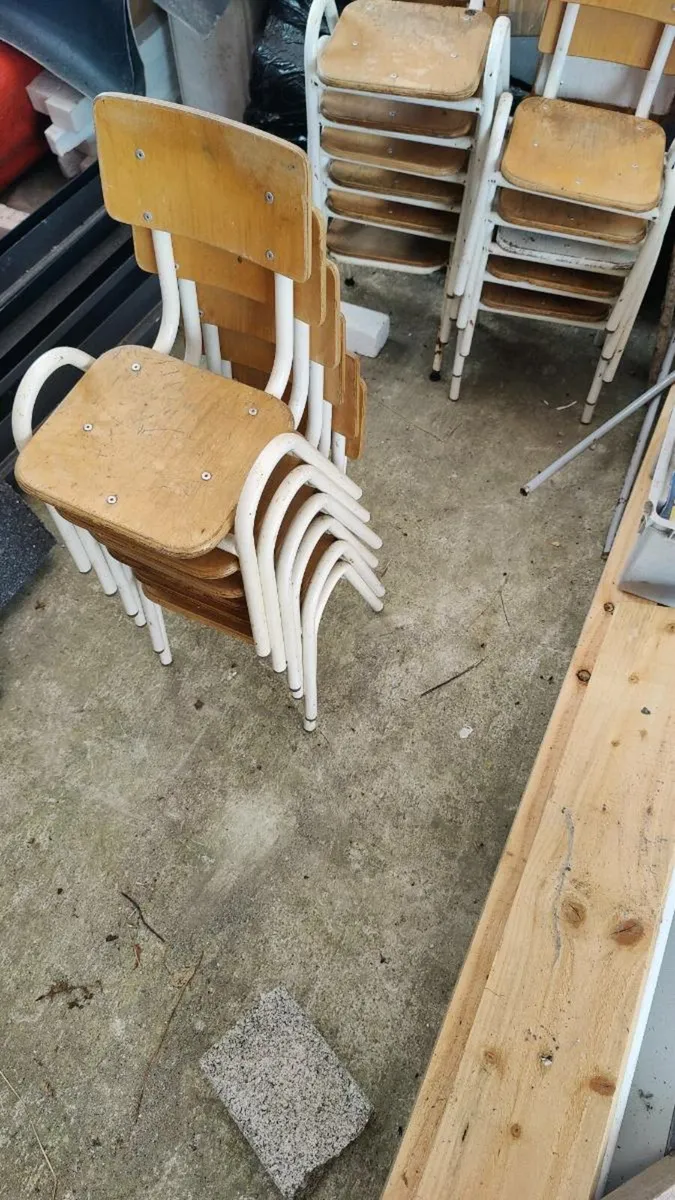 Children's creche/school chairs - Image 1