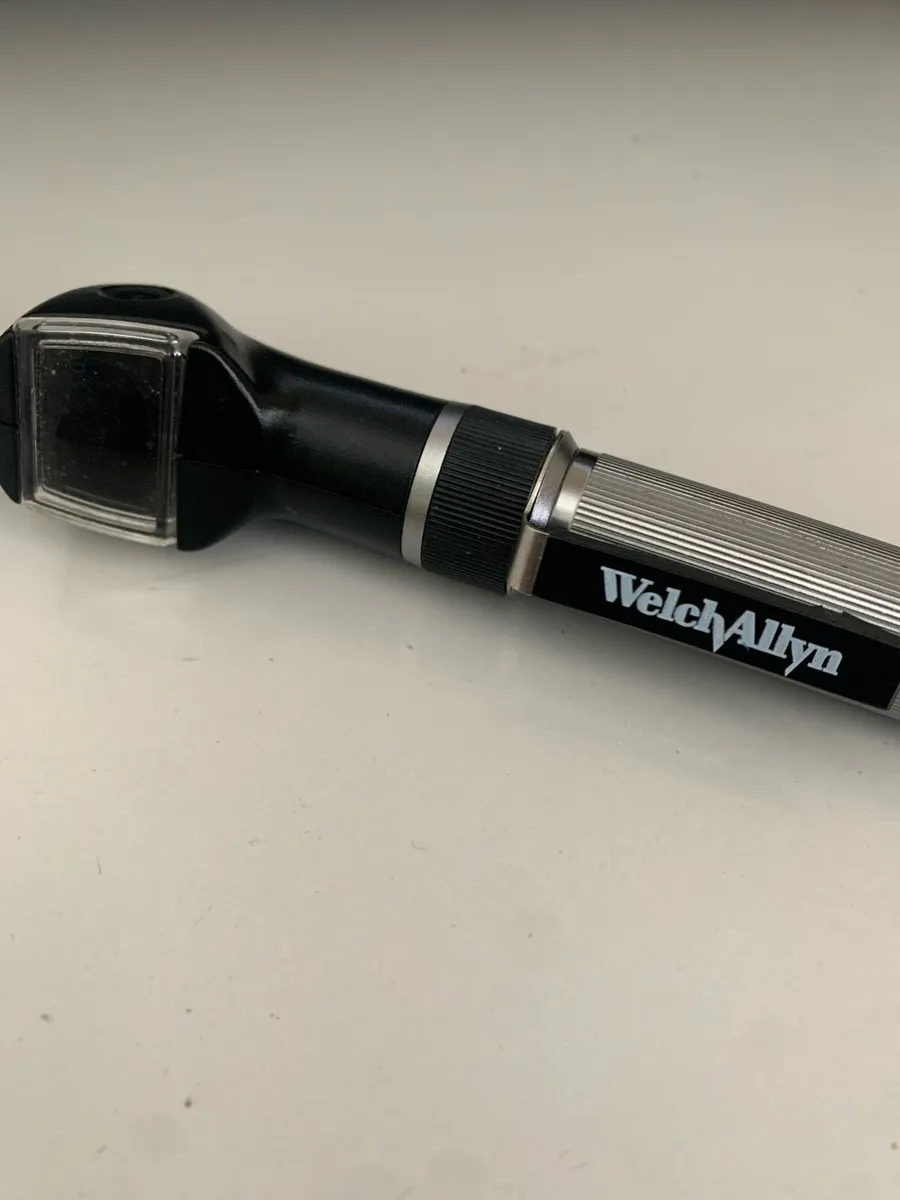 Welch Allyn  Otoscope - Image 3