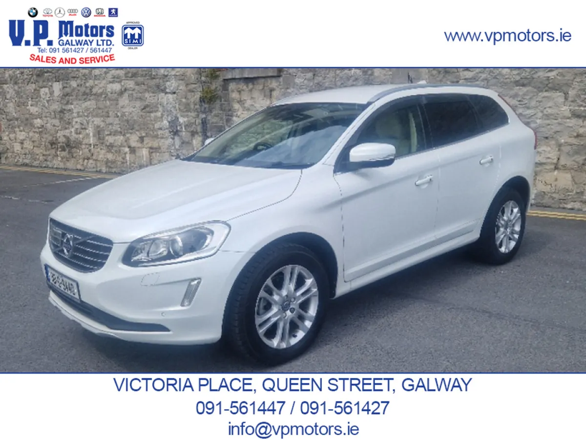 CREAM LEATHER,REVERSE CAMERA, AUTO,IMMACULATE. - Image 2
