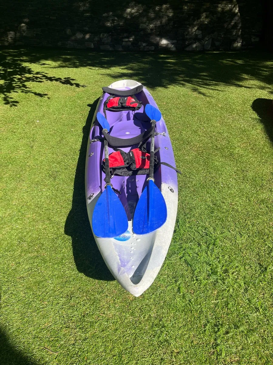 Kayak plus accessories - Image 2