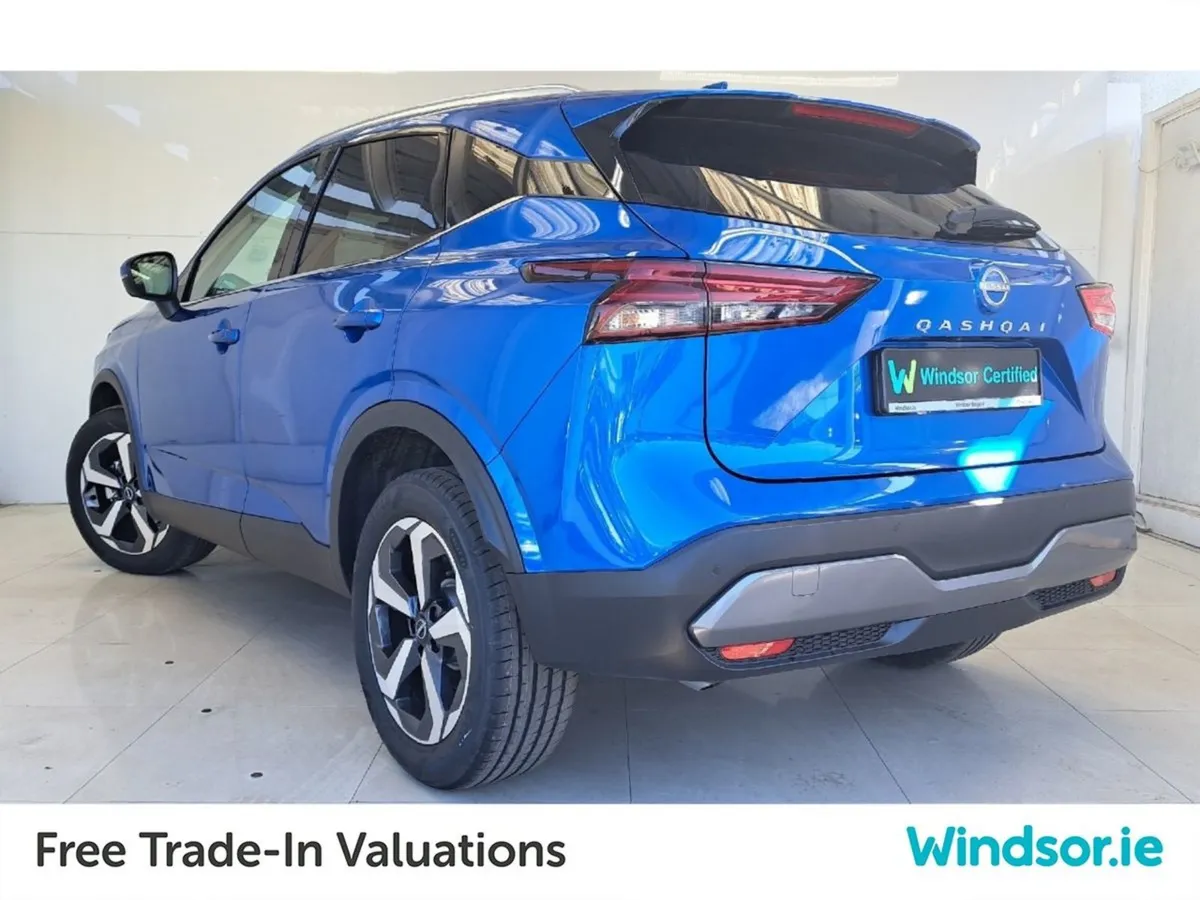 Nissan QASHQAI 1.3 PET Mild Hybrid SV Premium Pre - Image 4