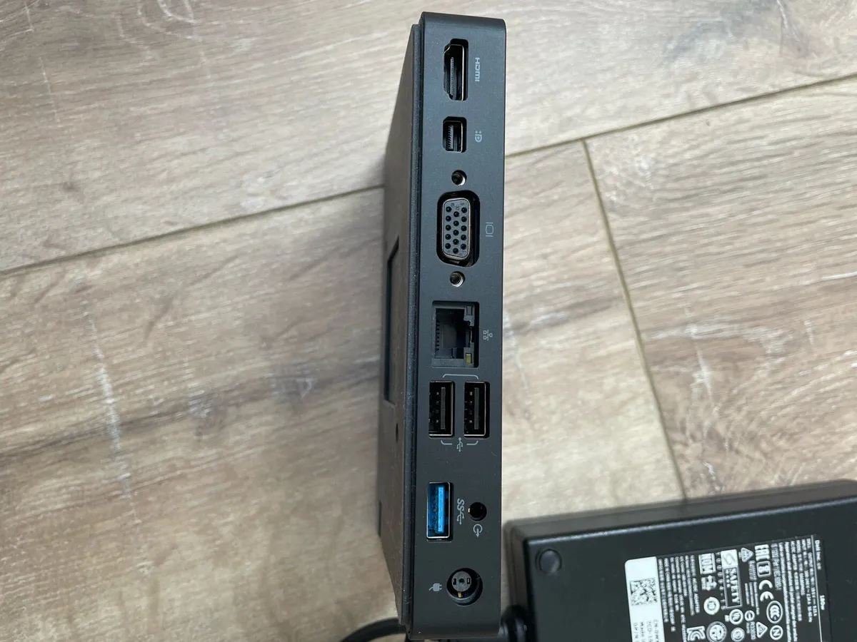 Dell WD15 K17A Docking Station - Image 2