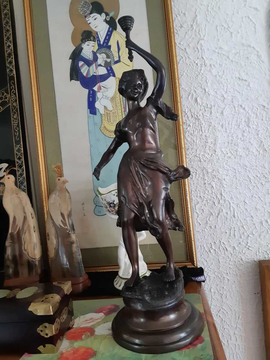 Rare 19 th. Century Bronze signed Rousseau. - Image 2
