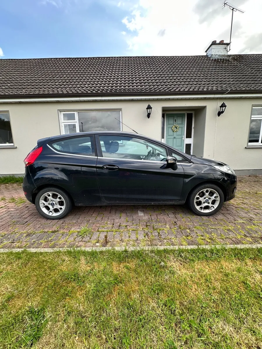 Ford Fiesta 2012 - Image 3