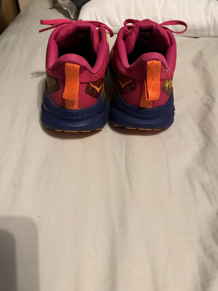 Hoka women’s runners - Image 4