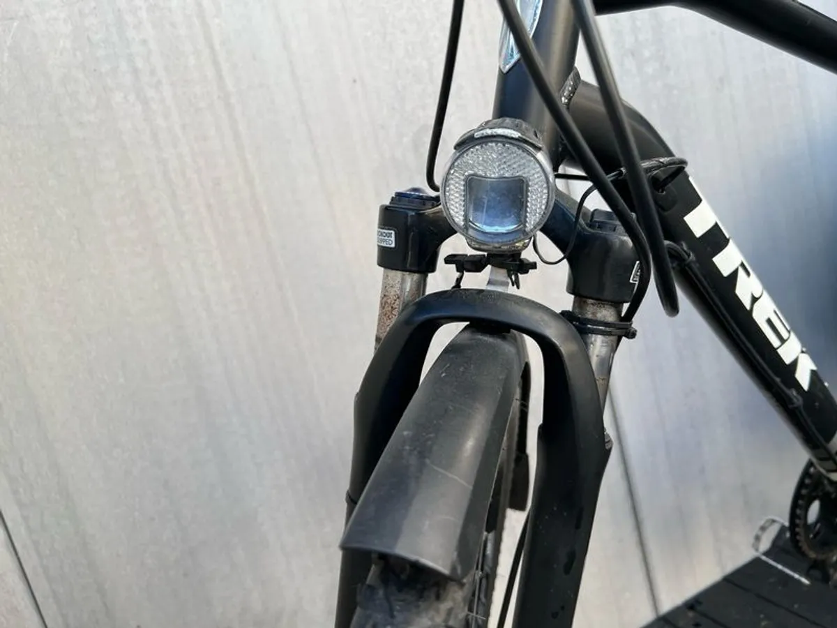 Trek Long Distance Touring bicycle (XL Frame) - Image 3