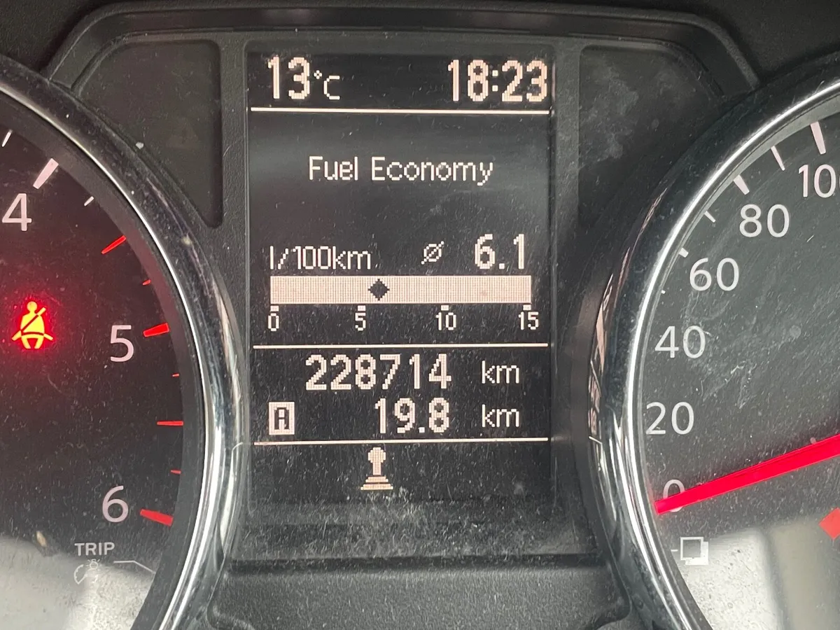 Nissan Qashqai 2012 - Image 2
